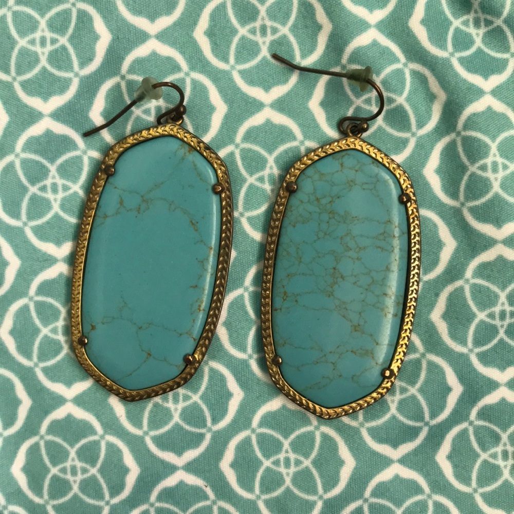 Kendra Scott Danielle earrings